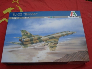 Italeri 1245  TU-22 BLINDER
